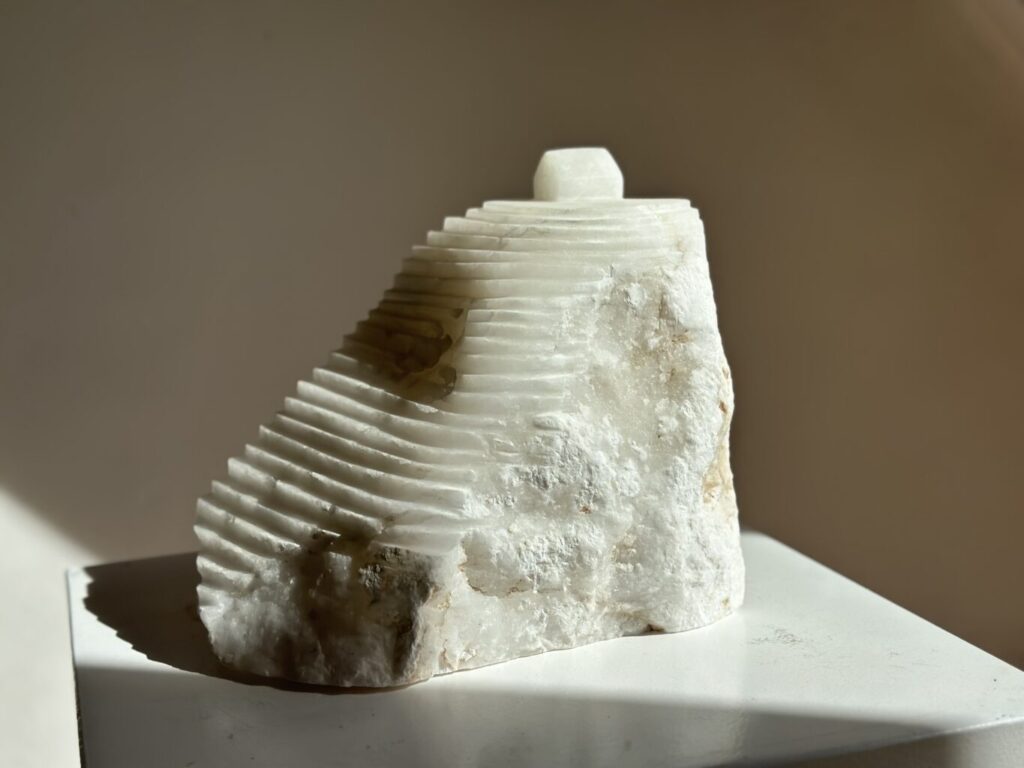 Alabaster Skulptur Heike Metz